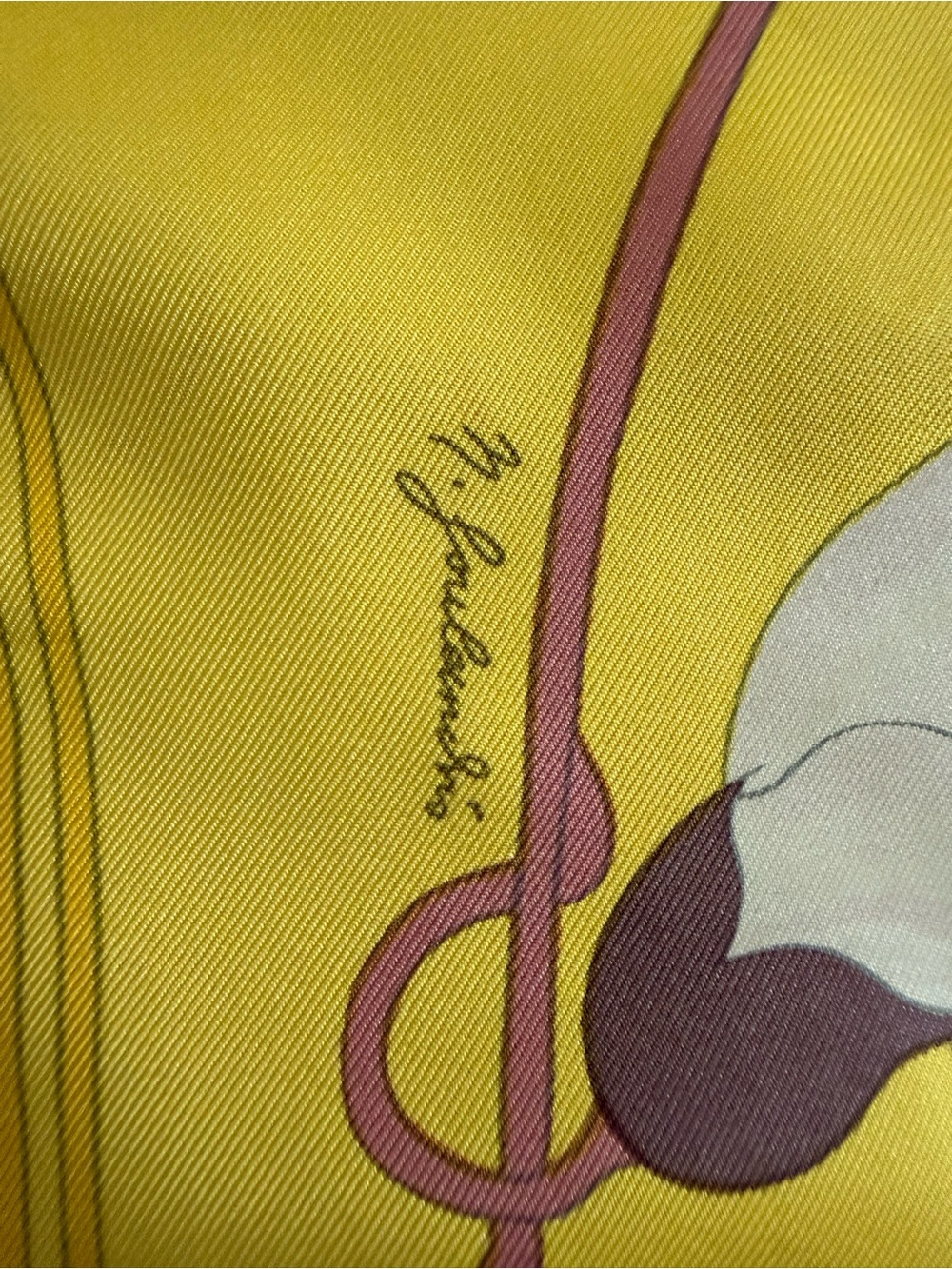 Hermès "Flora Graeca" rare vintage silk scarf - Picture 4 of 12